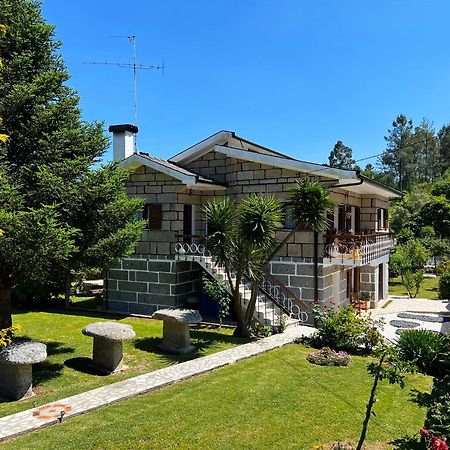 Vila Guia In Valdreu Braga Exterior photo