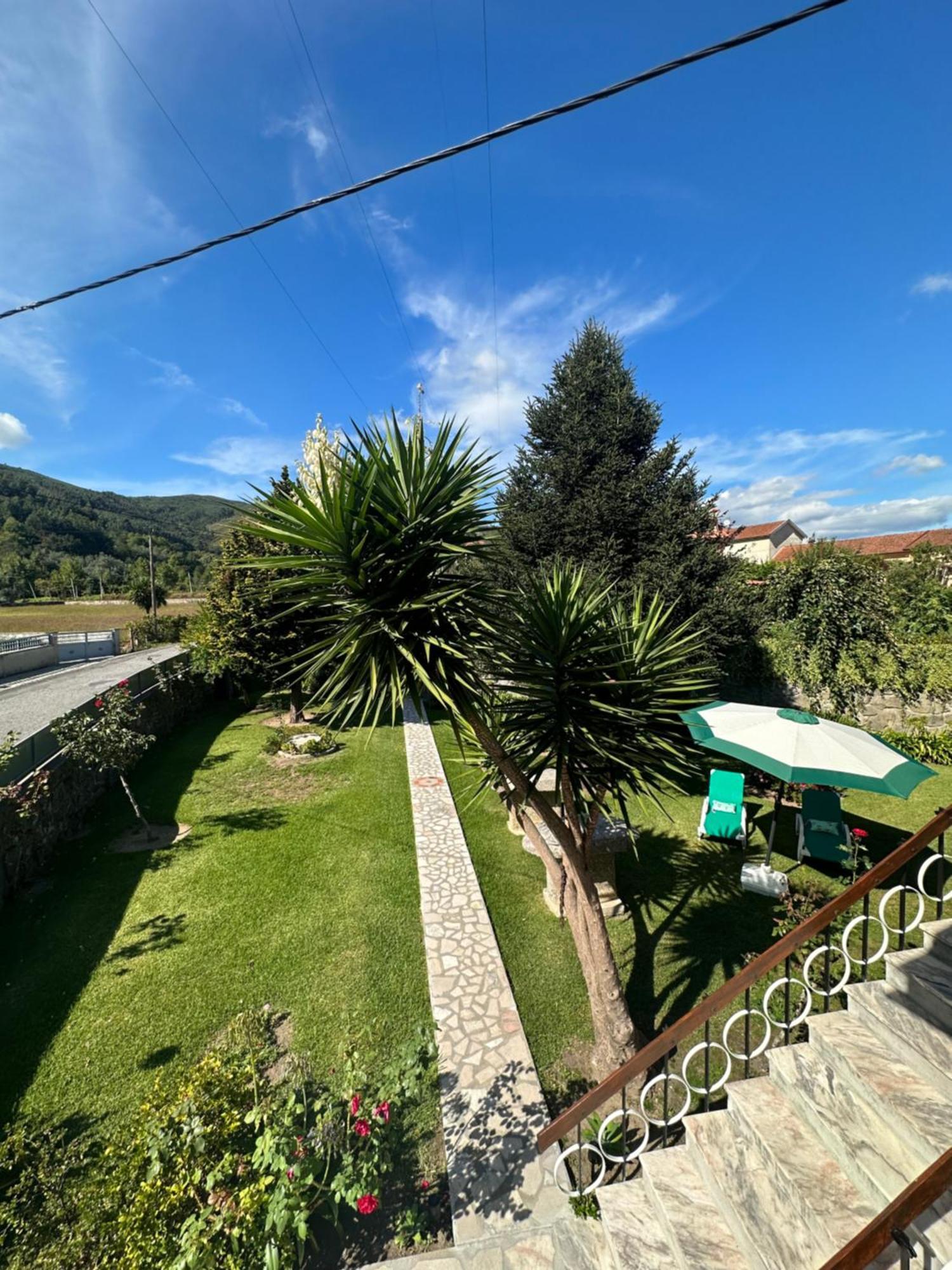 Vila Guia In Valdreu Braga Exterior photo