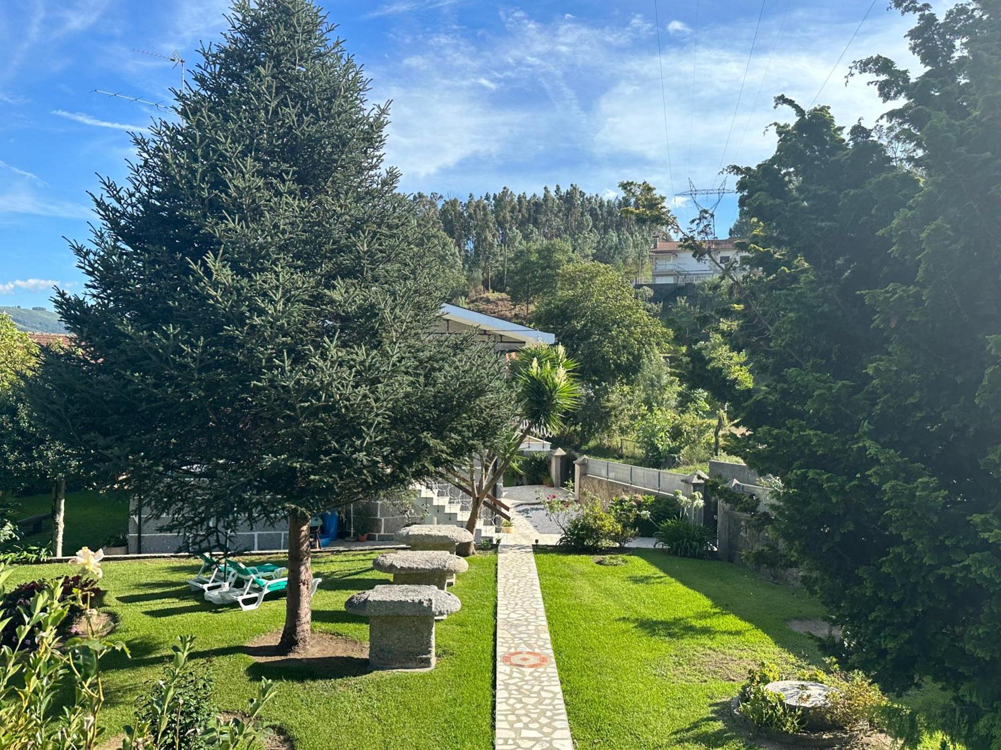 Vila Guia In Valdreu Braga Exterior photo